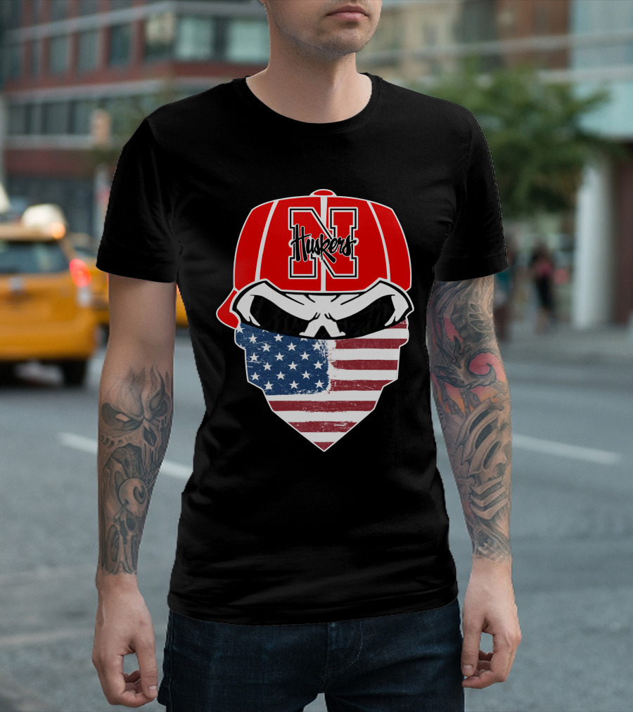 Nebraska Cornhuskers Skuls American Flag Mask N Logo Huskers Hat T-Shirt