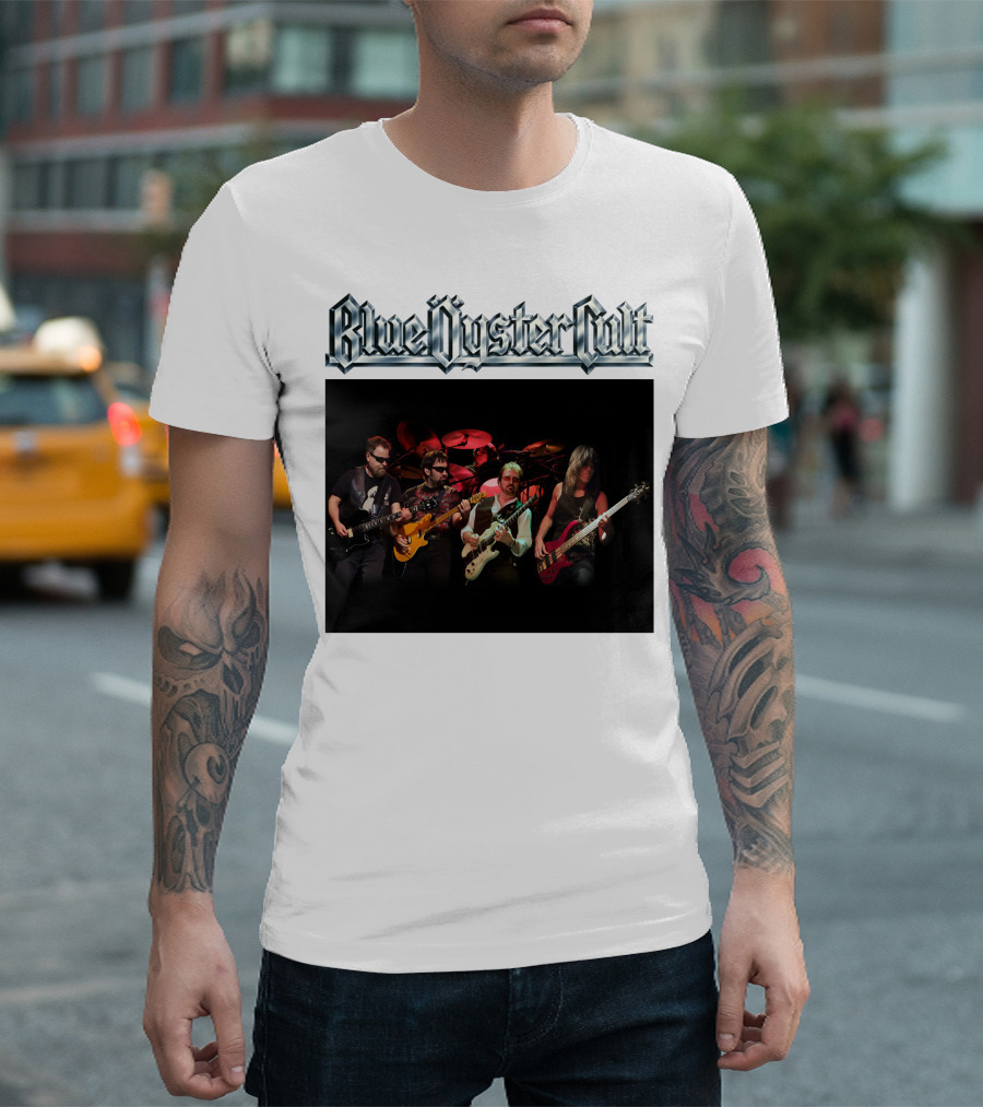 Blue Oyster Cult Live Performance Band Image T-Shirt