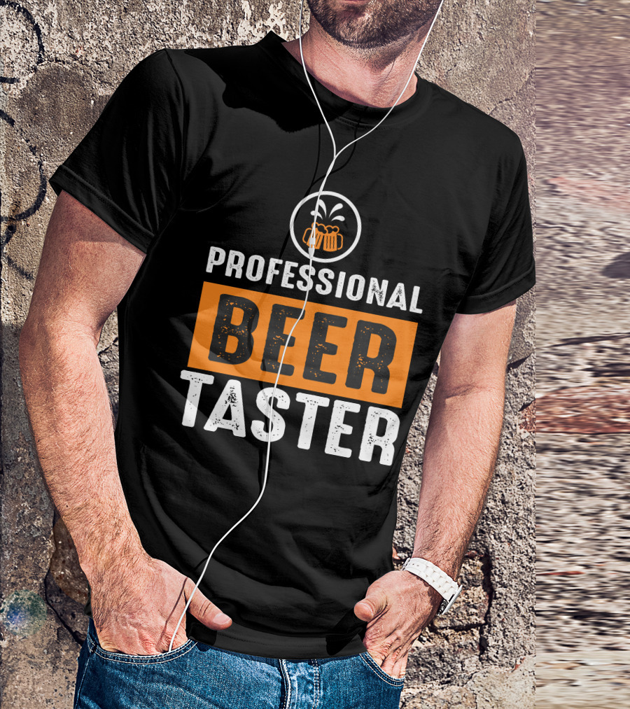 PROFESSIONAL BEER TASTER Two Frothy Mugs T-Shirt