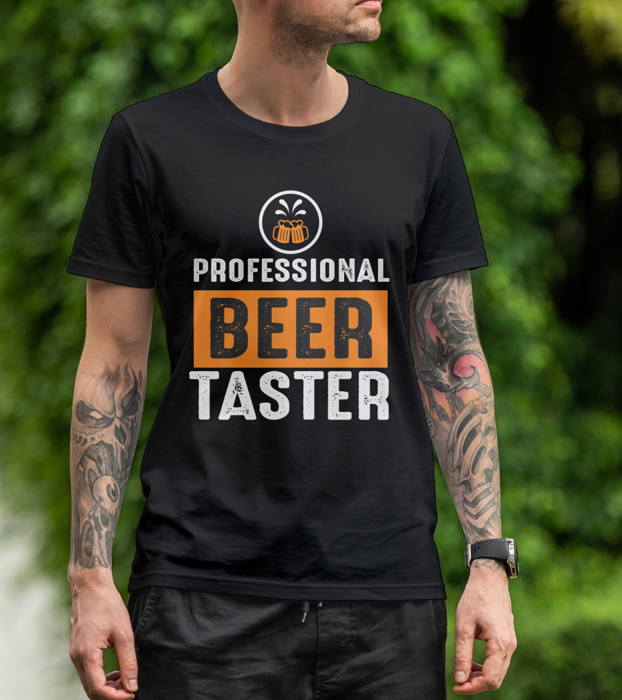 PROFESSIONAL BEER TASTER Two Frothy Mugs T-Shirt