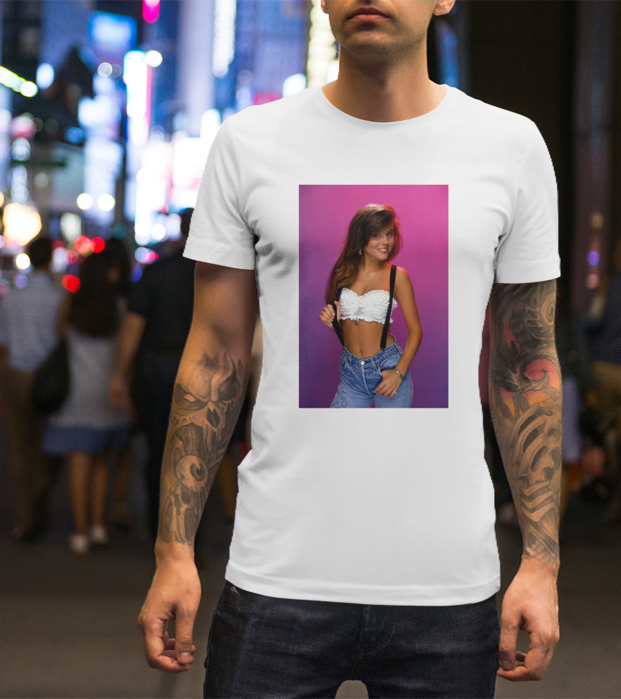 Saved By The Bell Kelly Kapowski 90s T-Shirt
