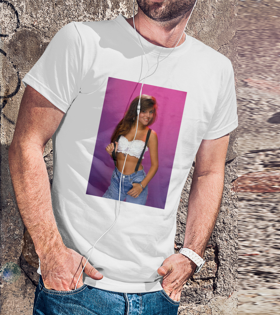 Saved By The Bell Kelly Kapowski 90s T-Shirt