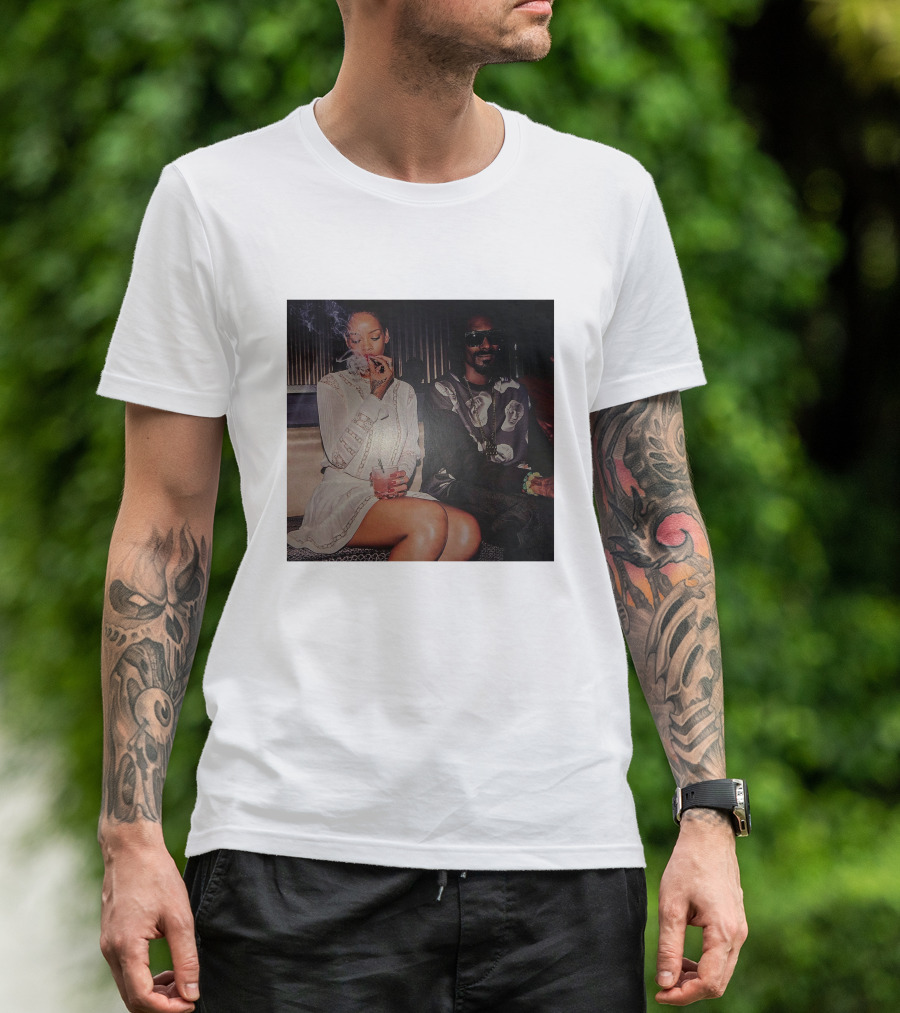 Rihanna Snoop Dogg Fenty Smoky Moment T-Shirt