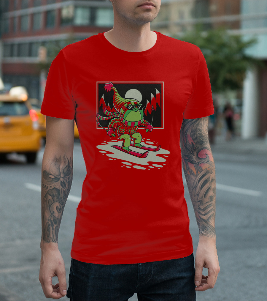 Boomerna Skifrog Merch Frog Skiing Snowy Mountains T-Shirt