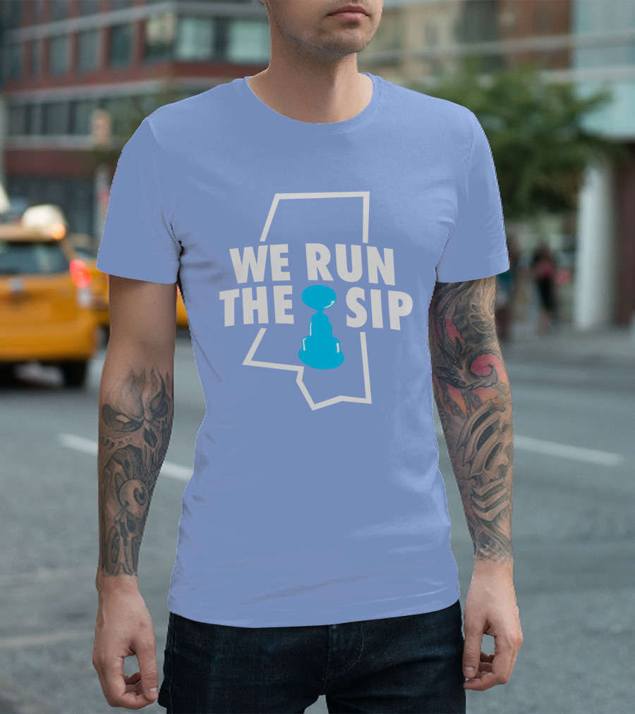We Run The Sip Mississippi Outline with Trophy - Shop Shea Merch T-Shirt