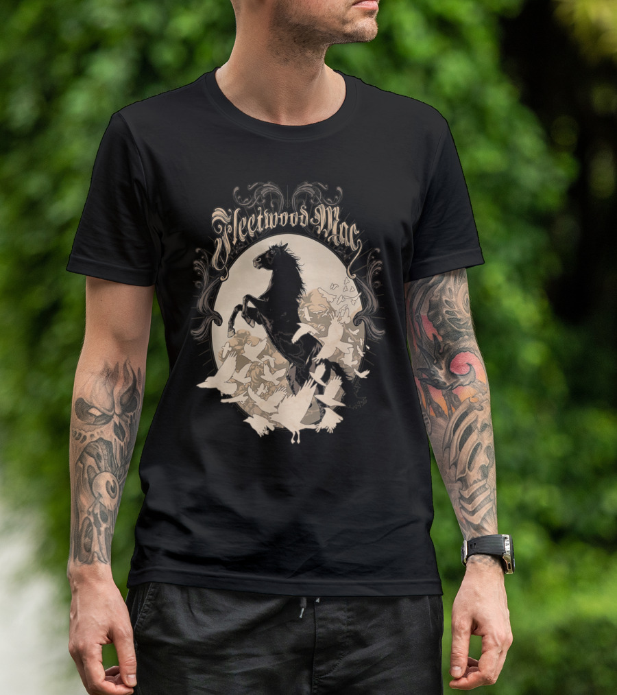 Fleetwood Mac Horse Lover Pet Present Awesome T-Shirt