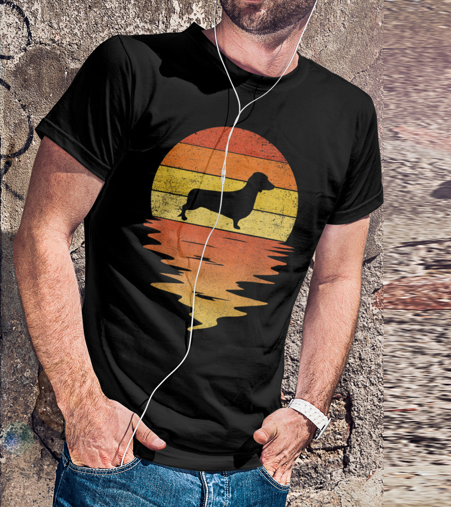 Dachshund Silhouette 70s Vintage Sunset T-Shirt