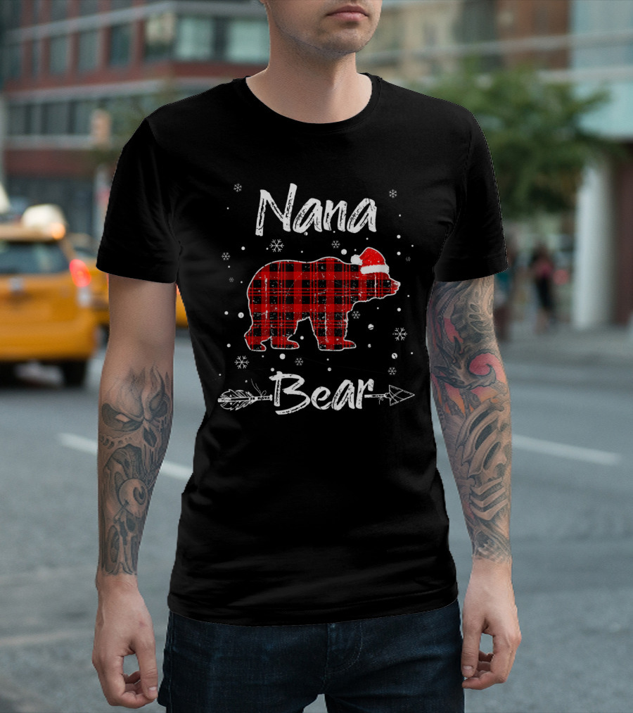 Nana Bear Christmas Red Plaid Santa Hat Snowflakes Arrow T-Shirt
