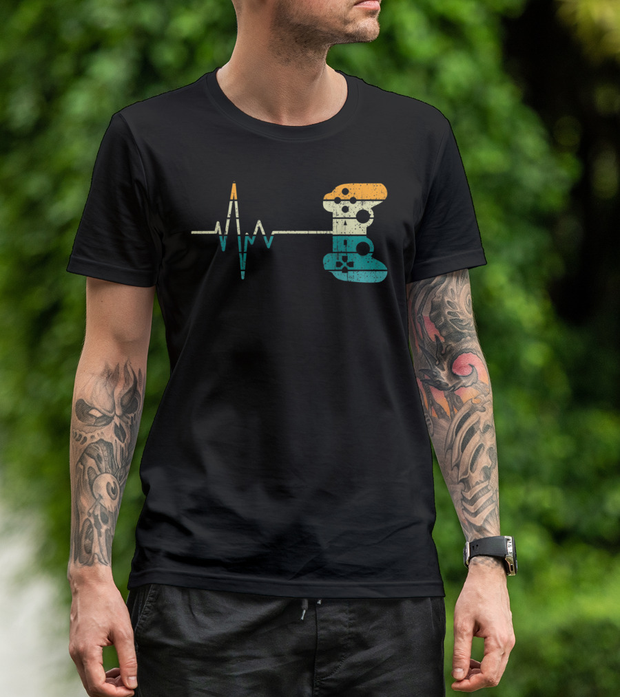 Vintage Gamer Heartbeat Video Game Lover Controller T-Shirt