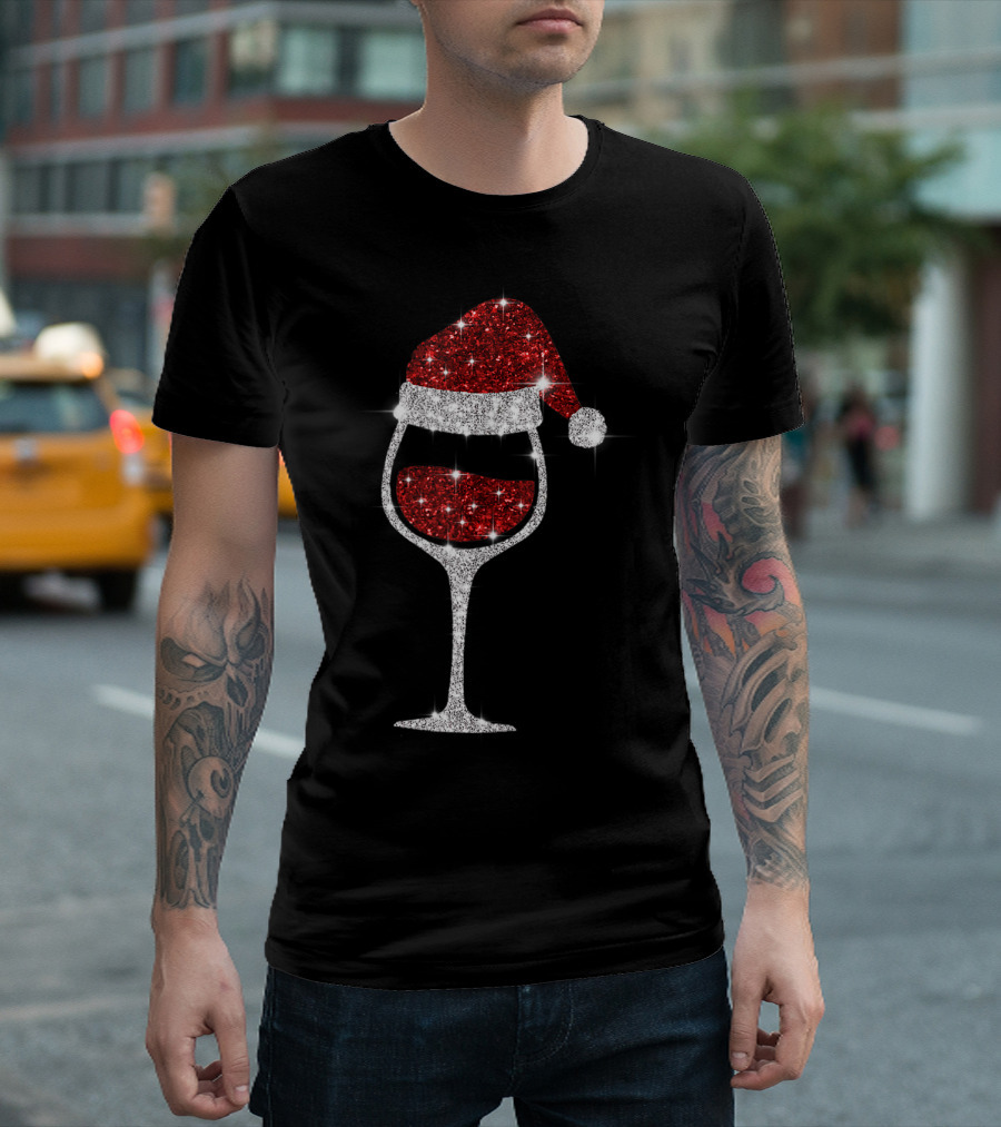 Sparkling Wine Glass with Santa Hat Christmas Celebration for Wine Lovers T-Shirt