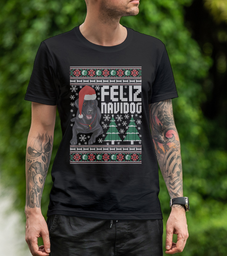 Feliz Navidog Labrador With Santa Hat And Christmas Trees Snowflakes T-Shirt
