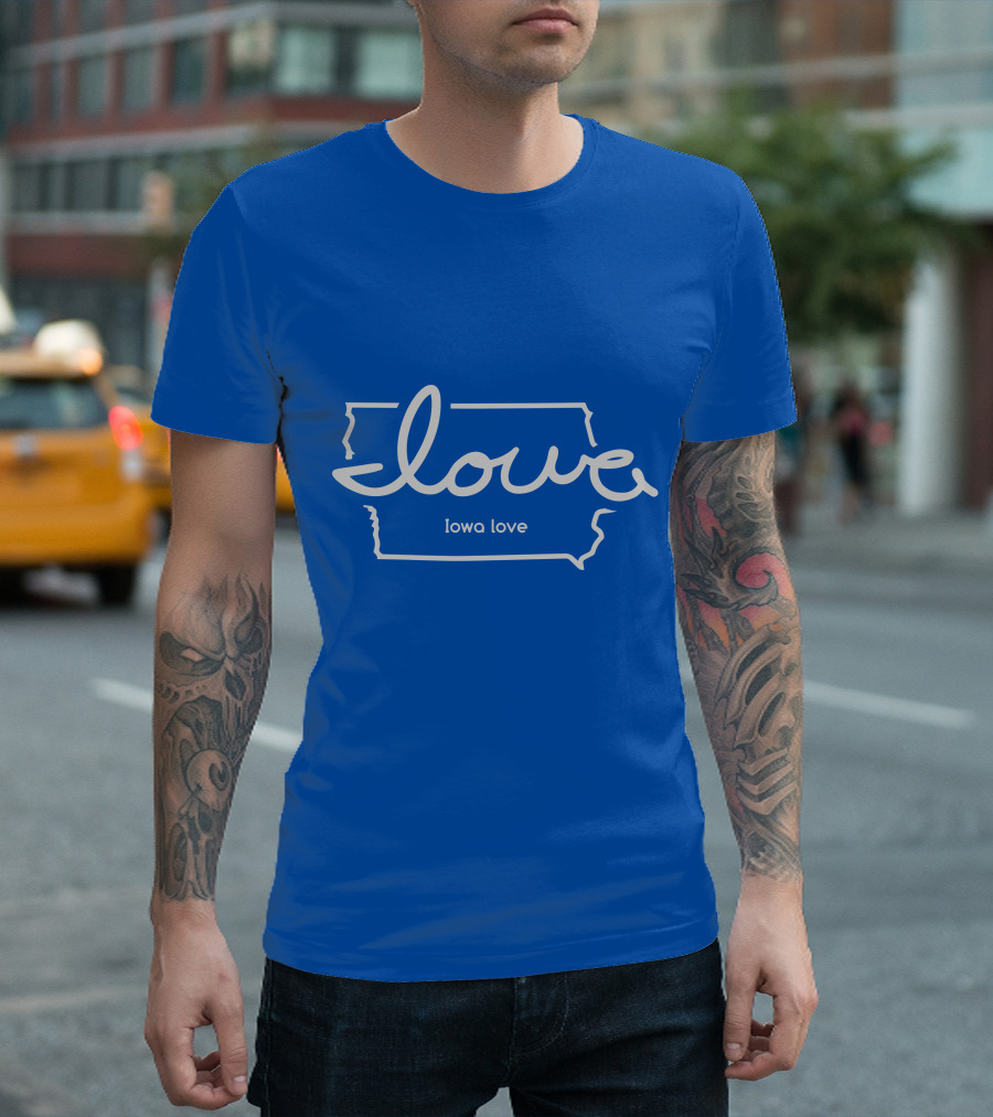 Iowa Love Map Outline T-Shirt