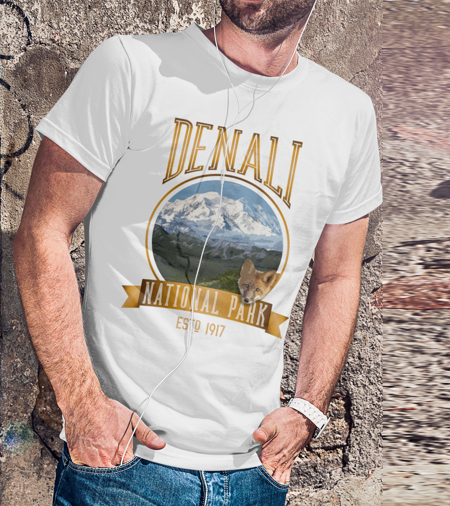 Denali National Park Estd 1917 With Mt. McKinley And Fox T-Shirt