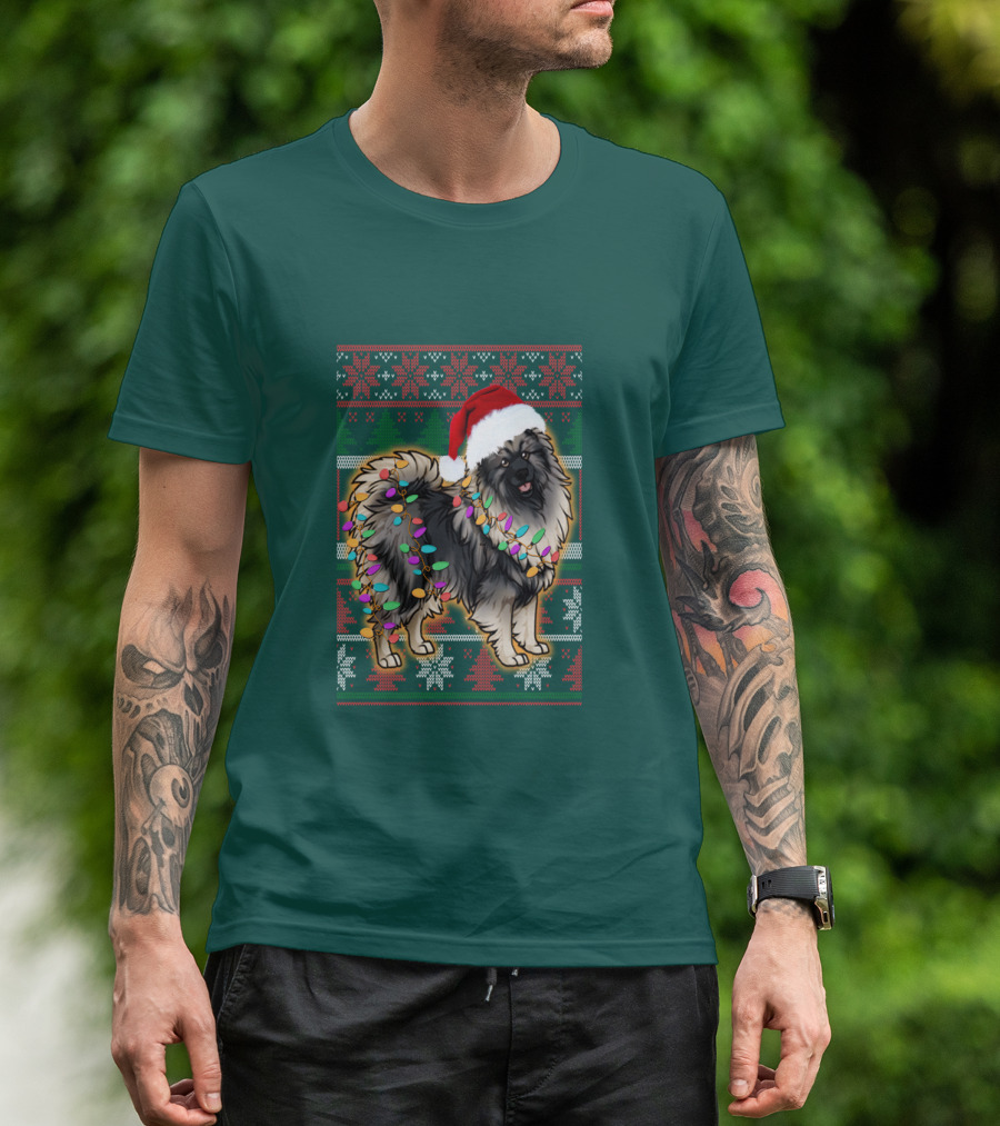 Keeshond Christmas Santa Hat And Lights Festive T-Shirt
