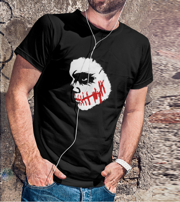 Scary Face Clown Joker Dark Grunge Red Smear T-Shirt