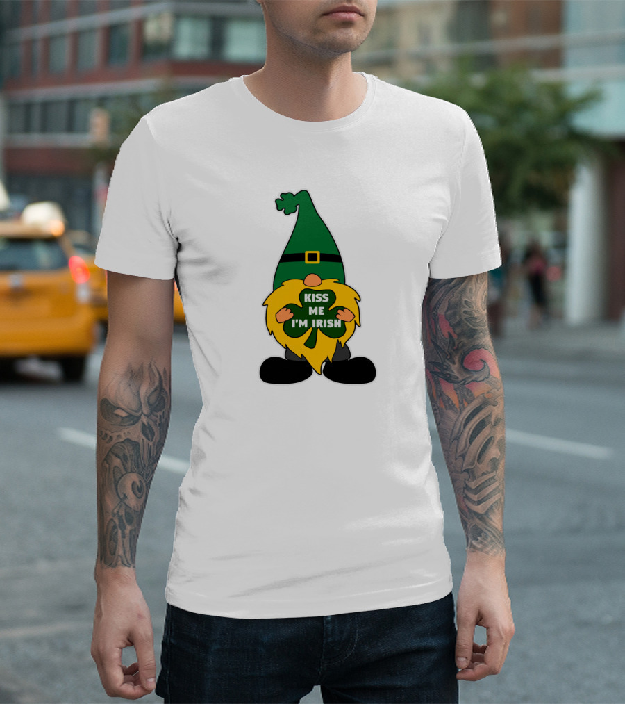 Kiss Me I'm Irish Leprechaun Gnome With Shamrock T-Shirt