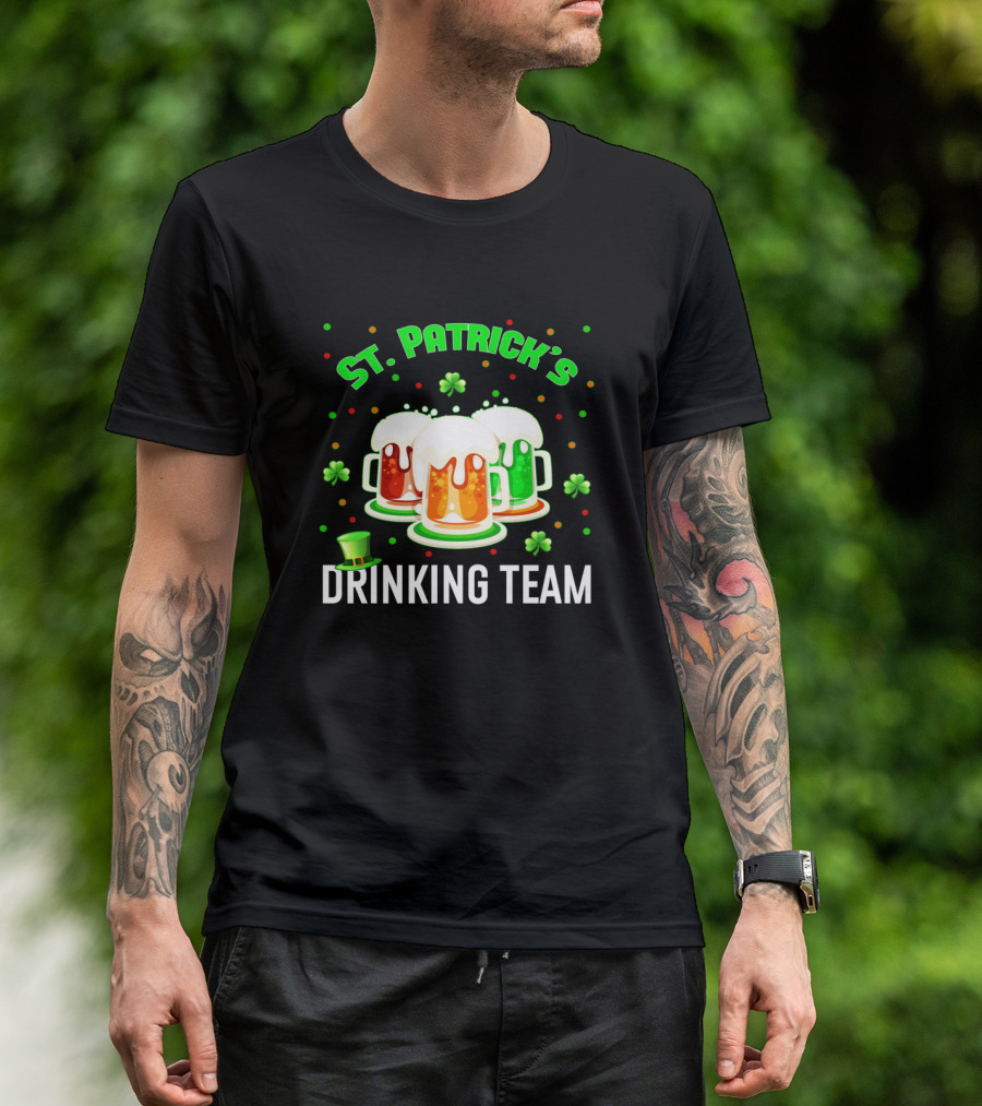 St Patrick's Drinking Team Beers And Shamrocks T-Shirt