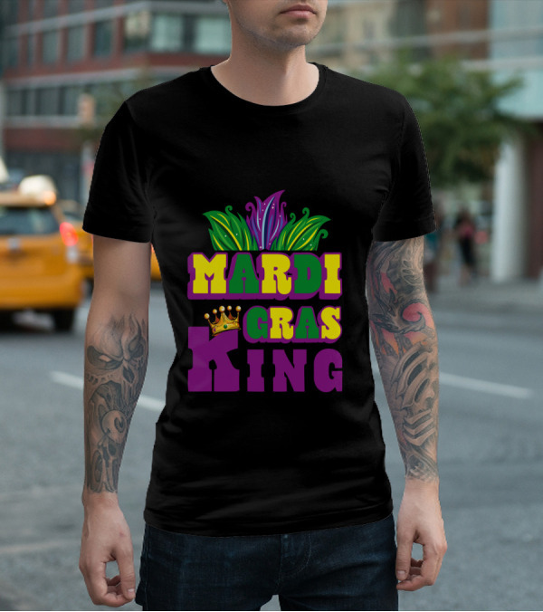 Mardi Gras King Crown With Beads Leaves And Colors T-Shirt