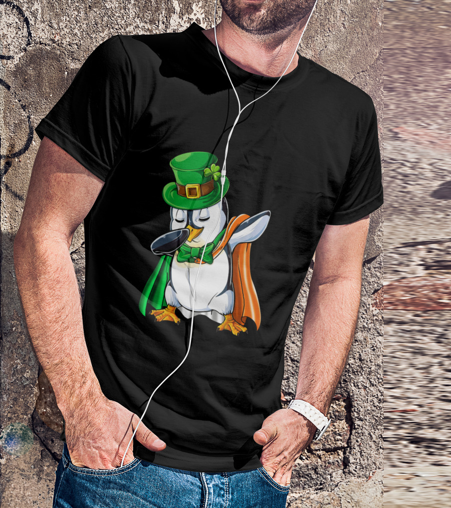 Penguin Dabbing Leprechaun Hat Irish Flag Cape T-Shirt