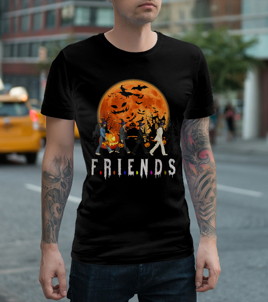 FRIENDS Funnycharacters Halloween Moon Trick Or Treat T-Shirt