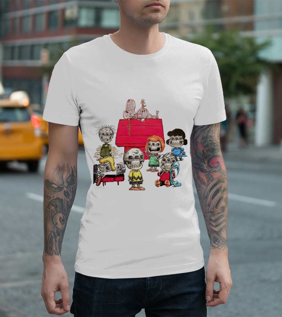 Snoopy Family Halloween Skulls Peanuts Gang T-Shirt
