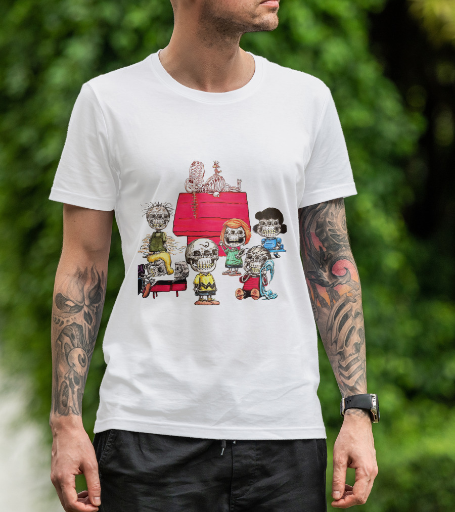 Snoopy Family Halloween Skulls Peanuts Gang T-Shirt
