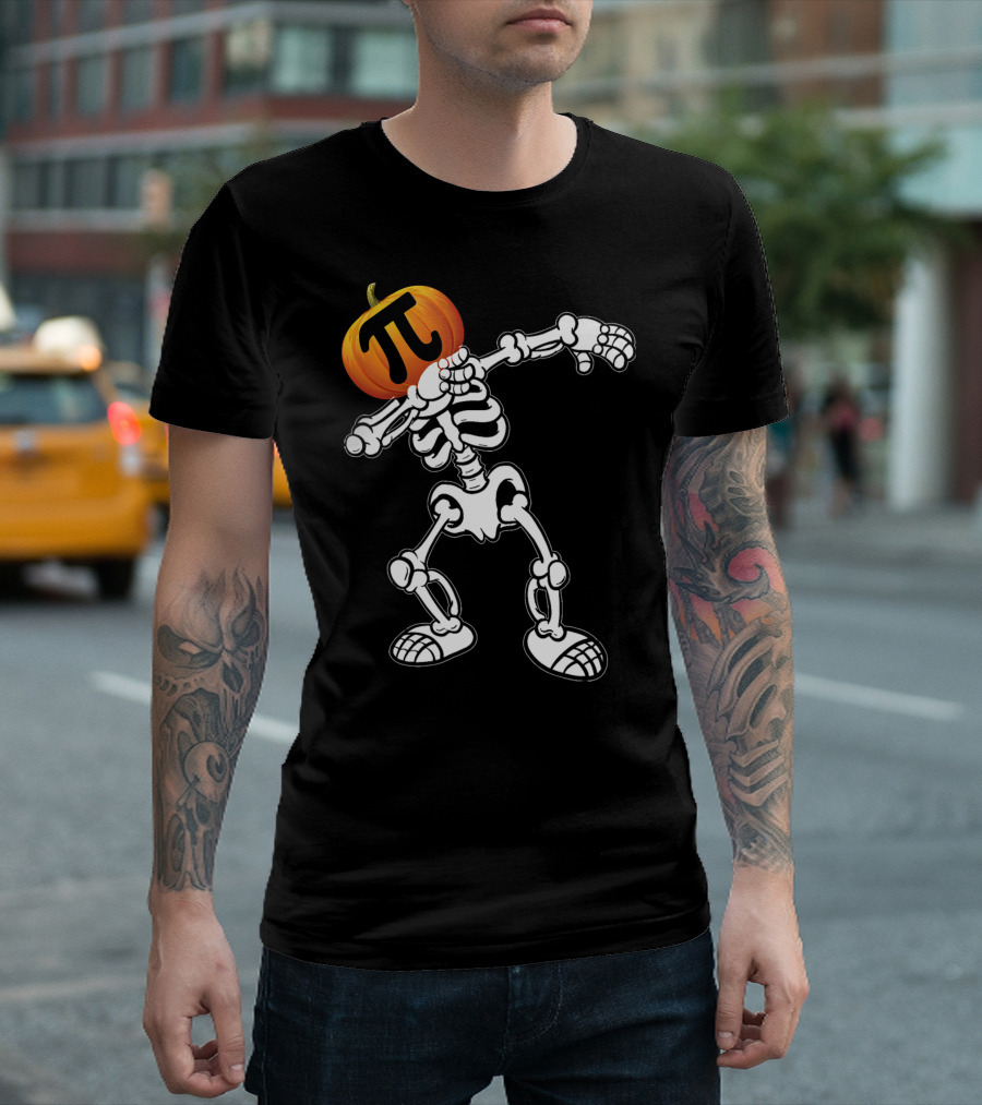 Funny Halloween Skeleton Dabbing Pumpkin Pi Math T-Shirt