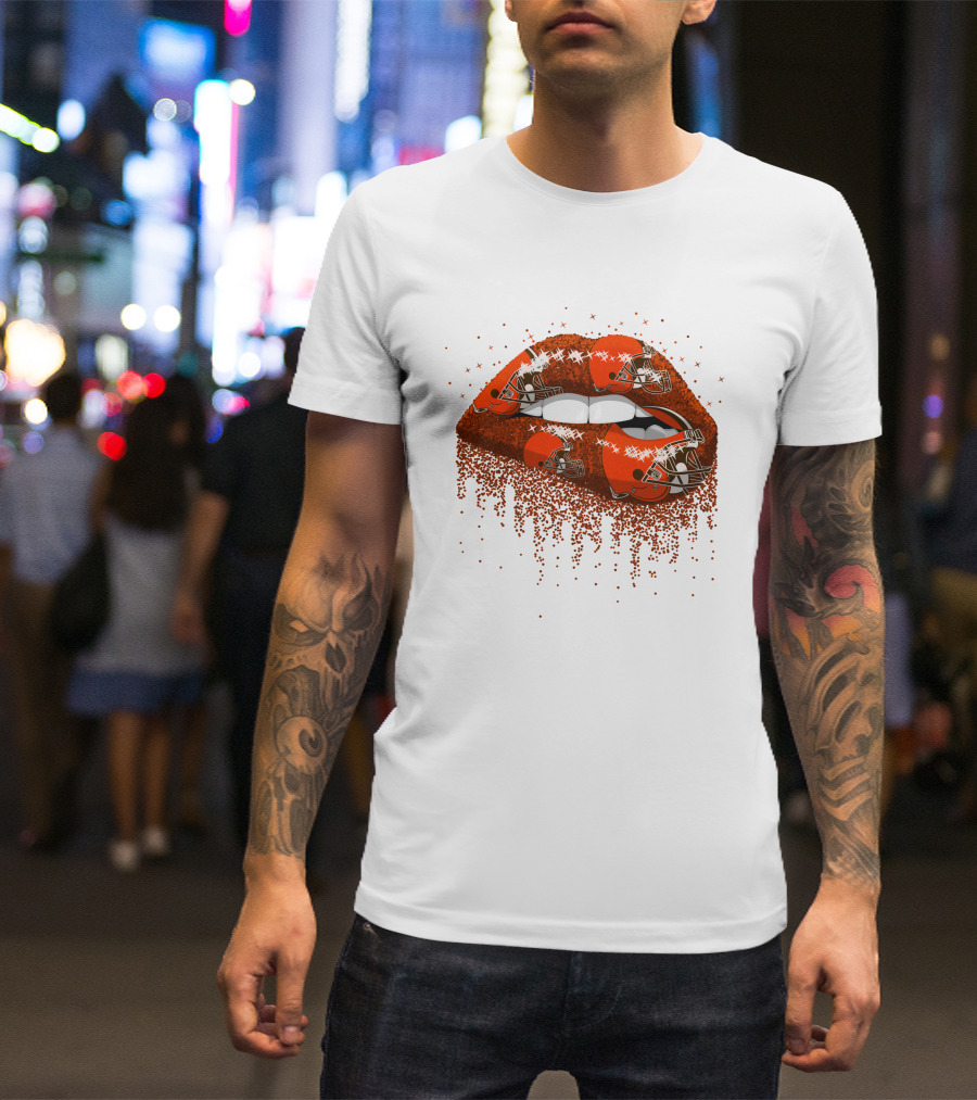 Cleveland Browns Helmet Sparkle Lips T-Shirt