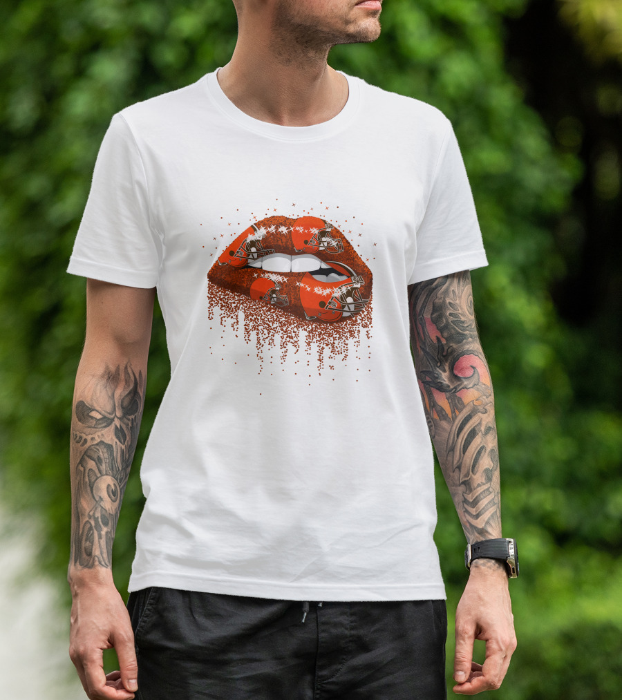 Cleveland Browns Helmet Sparkle Lips T-Shirt