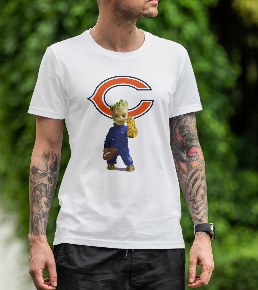 Chicago Bears Groot Football Infinity Gauntlet T-Shirt