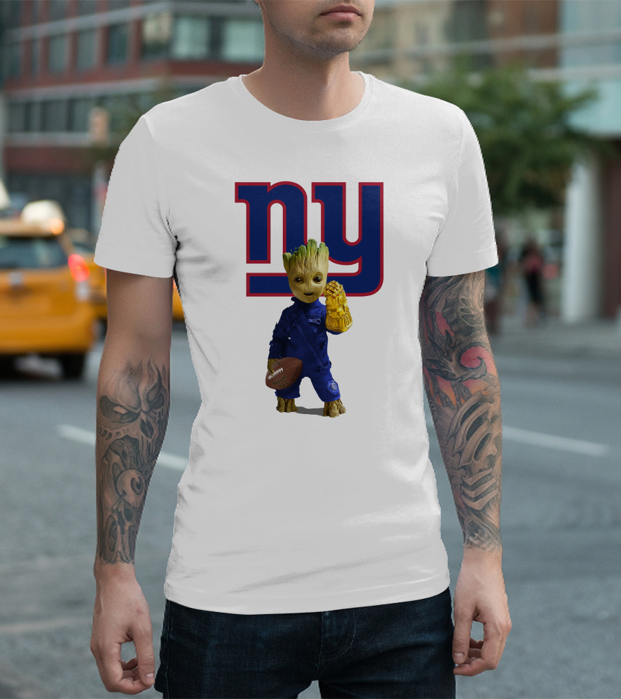 NY Giants Groot Football Infinity Gauntlet T-Shirt