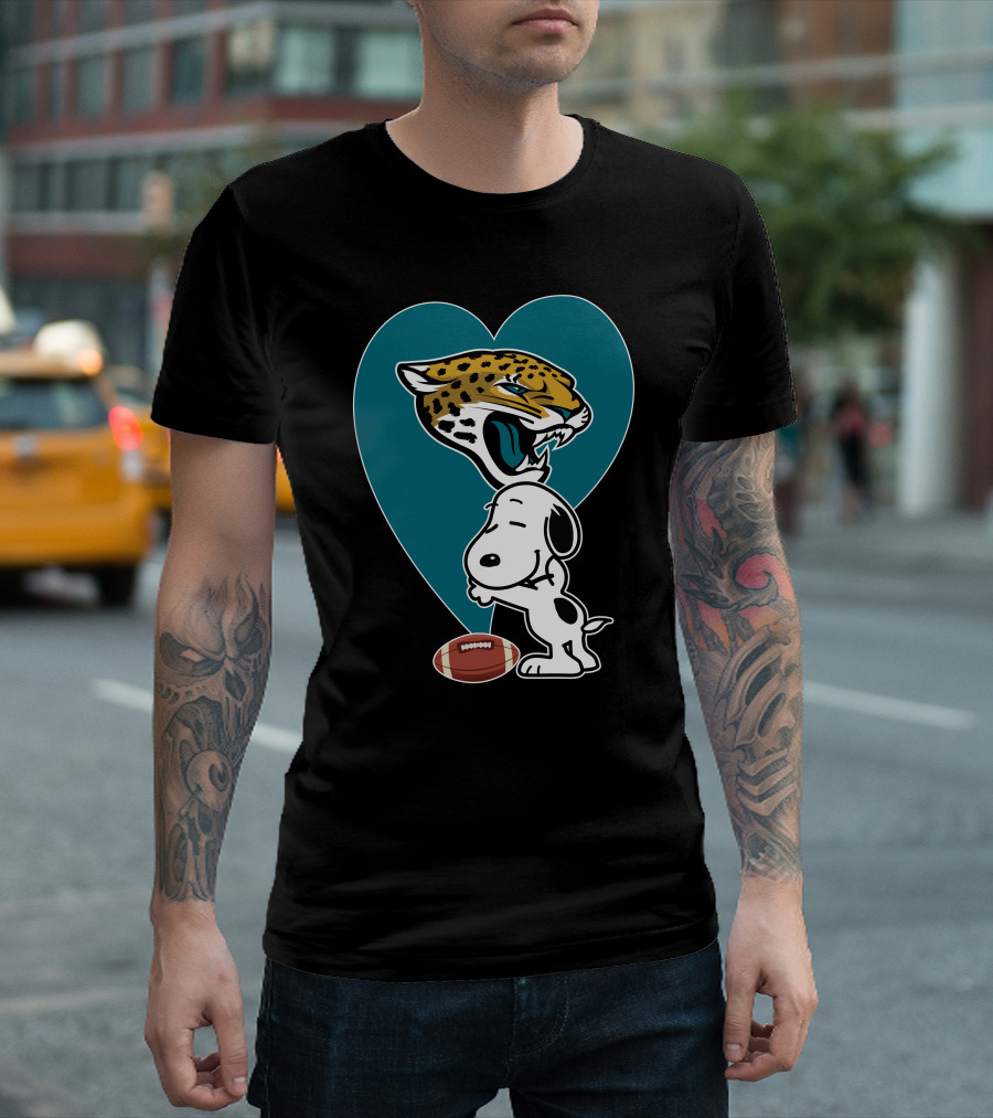Jacksonville Jaguars Snoopy Heart Football Hug T-Shirt