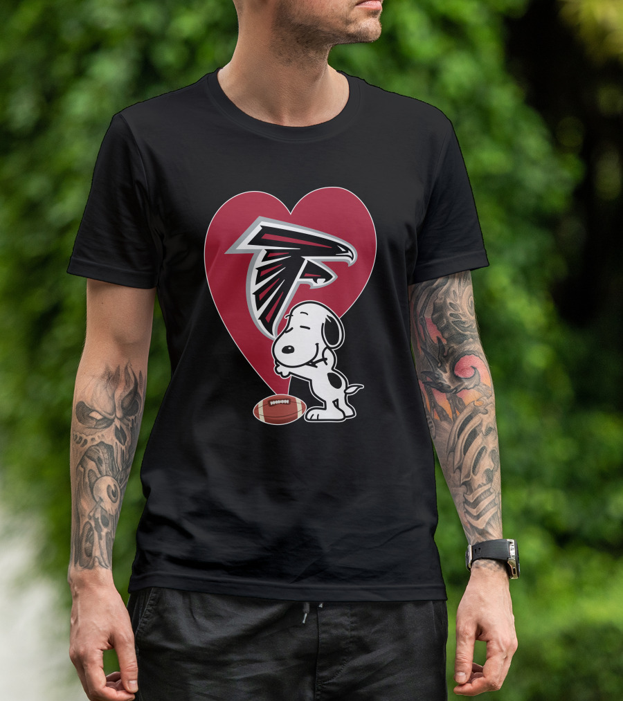 Atlanta Falcons Snoopy Heart Football Hug T-Shirt