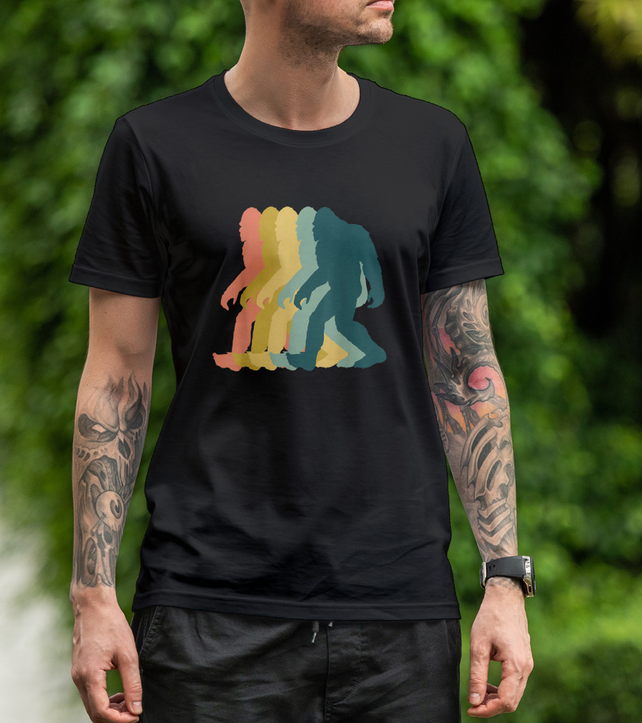Vintage Retro Rainbow Walking Bigfoot Silhouette 1970s T-Shirt