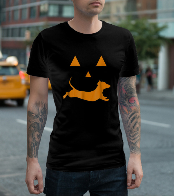 Halloween Pumpkin Face With Orange Dachshund T-Shirt