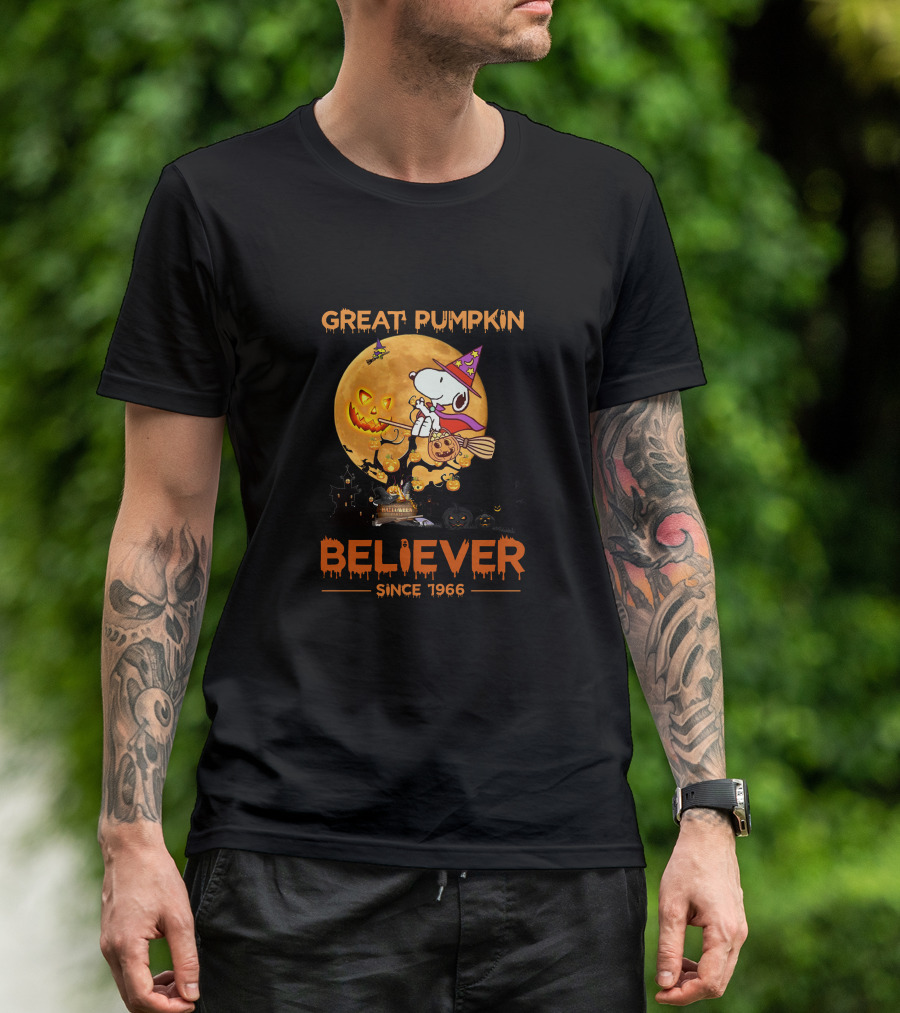 Great Pumpkin Believer Since 1966 Snoopy Halloween Moon T-Shirt