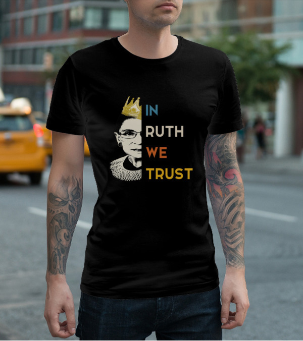 IN RUTH WE TRUST Crown Collar Half T-Shirt