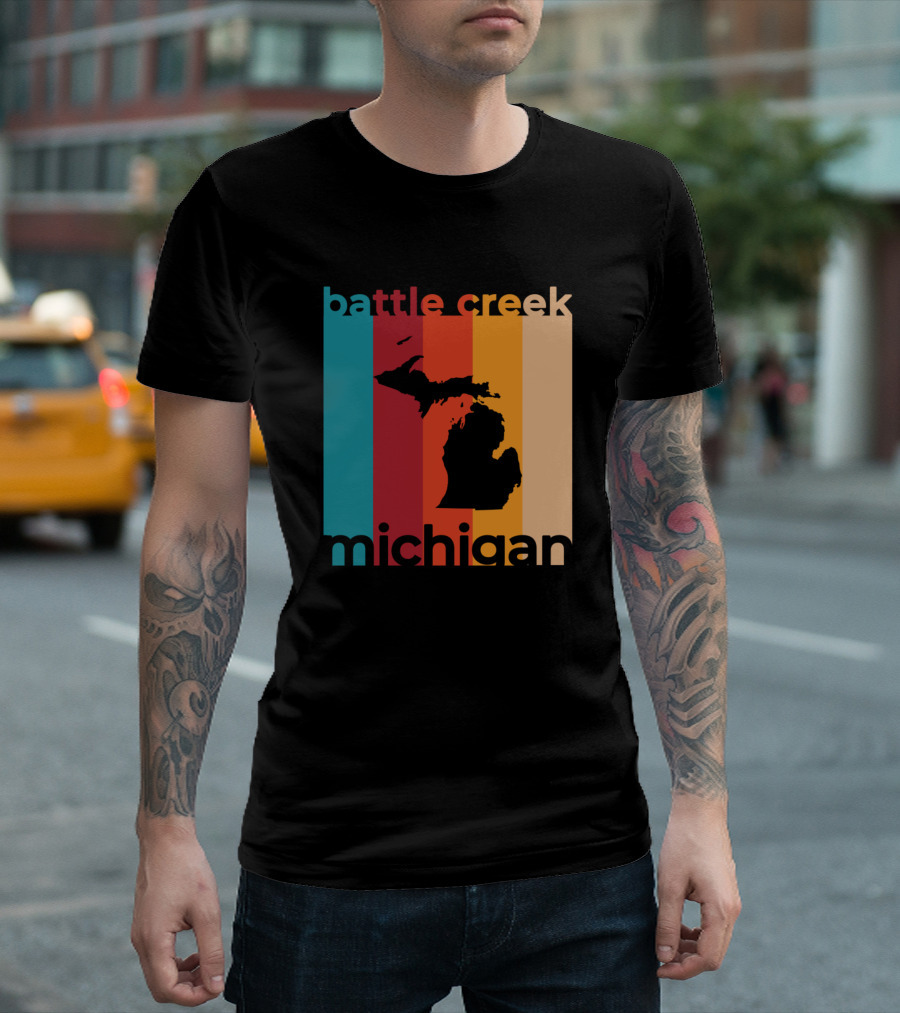 battle creek michigan michigan silhouette retro stripes T-Shirt