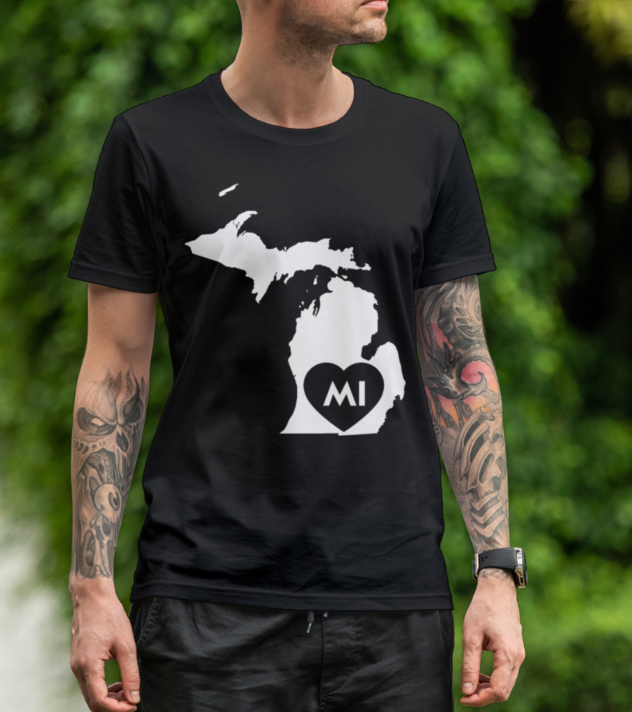 I Love MI Michigan State Map Heart T-Shirt