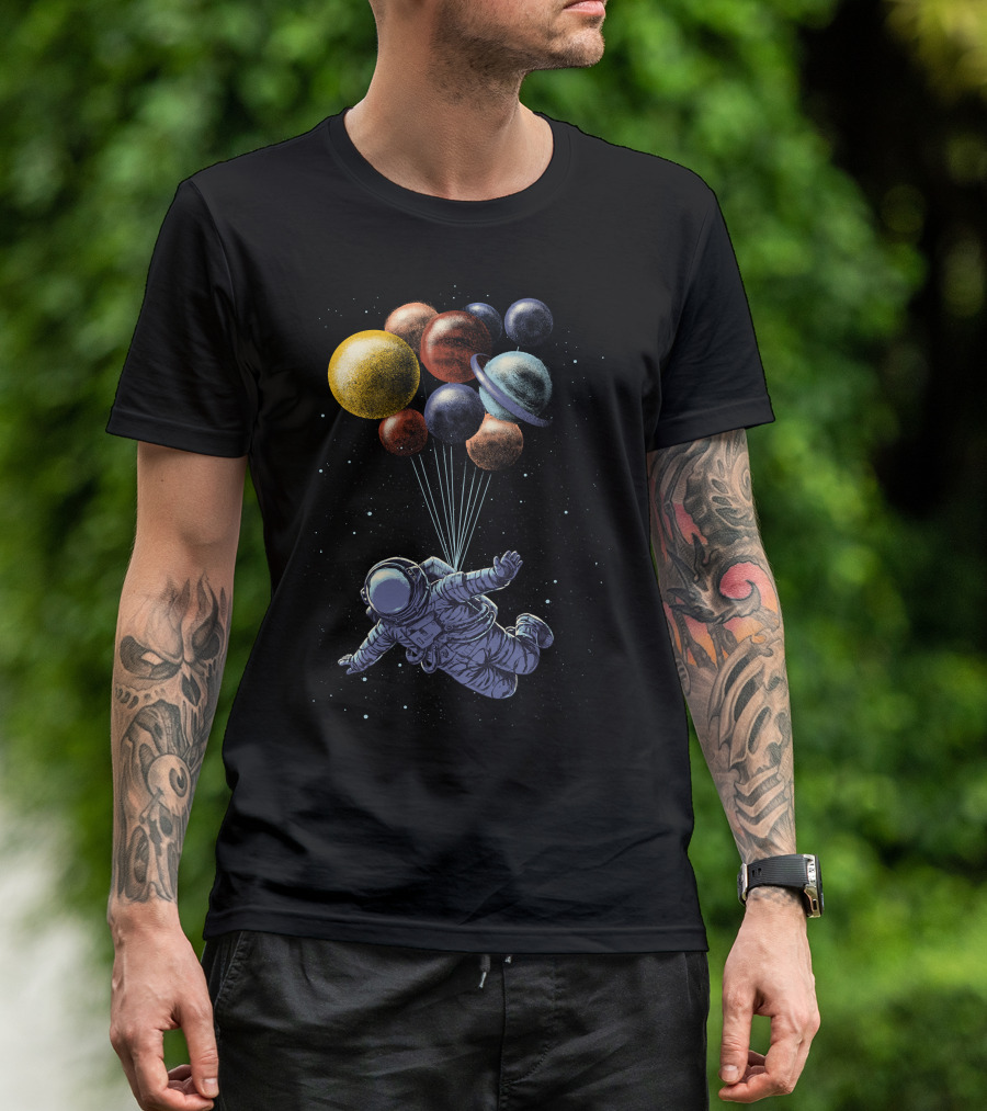 Space Travel Astronaut With Planet Balloons T-Shirt