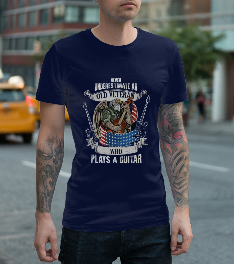 Never Underestimate an Old Veteran Who Plays a Guitar Eagle USA Flag T-Shirt