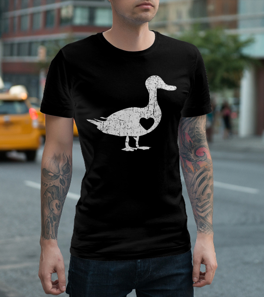 I Love Ducks Vintage Farmer Crazy White Fowl Heart T-Shirt