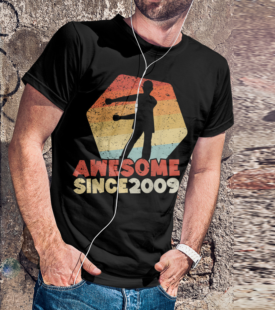 Awesome Since 2009 Retro Silhouette For 11 Year Old Birthday Boy T-Shirt