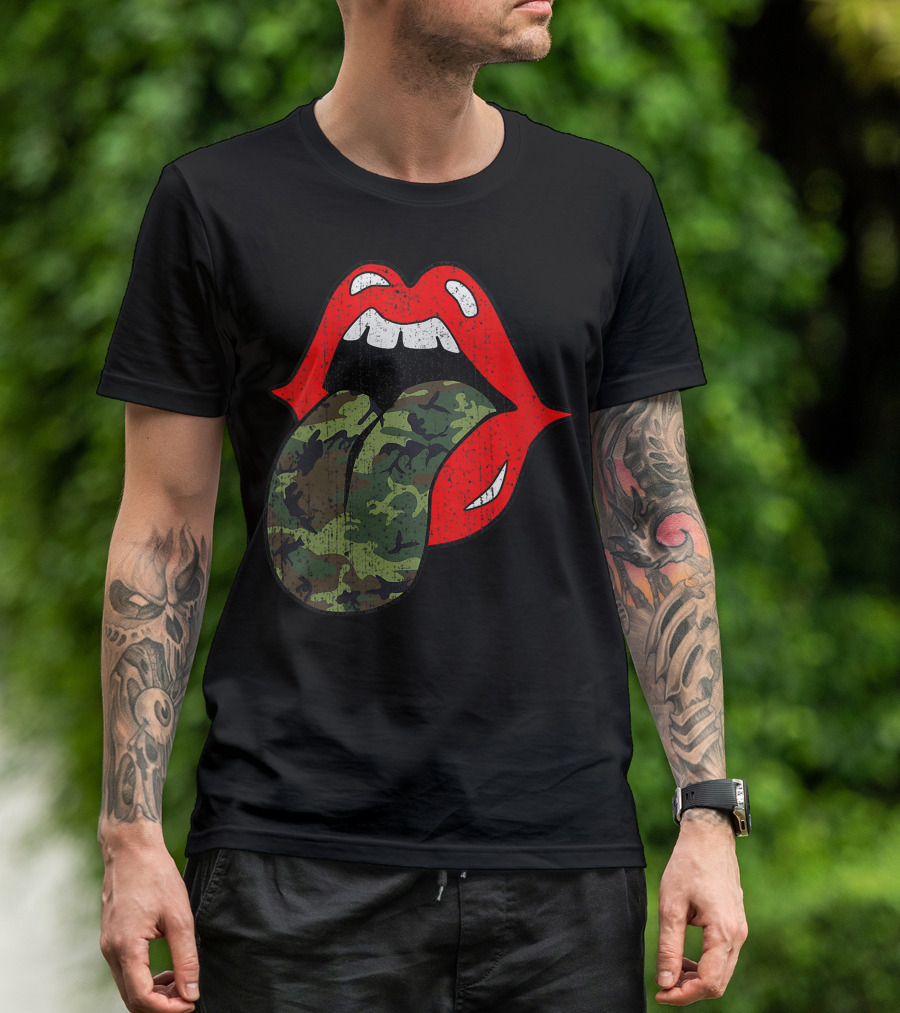 Rolling Stones Red Lips Camo Tongue Retro Vintage Trendy Camouflage T-Shirt