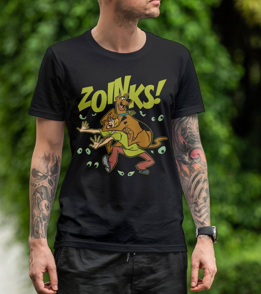 Zoinks Scooby Doo Shaggy Creepy Eyes Classic Moment T-Shirt