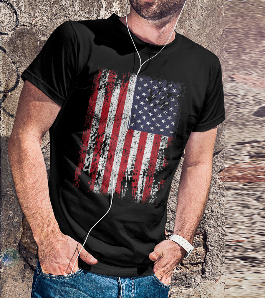 Distressed Retro Vintage American Flag USA T-Shirt