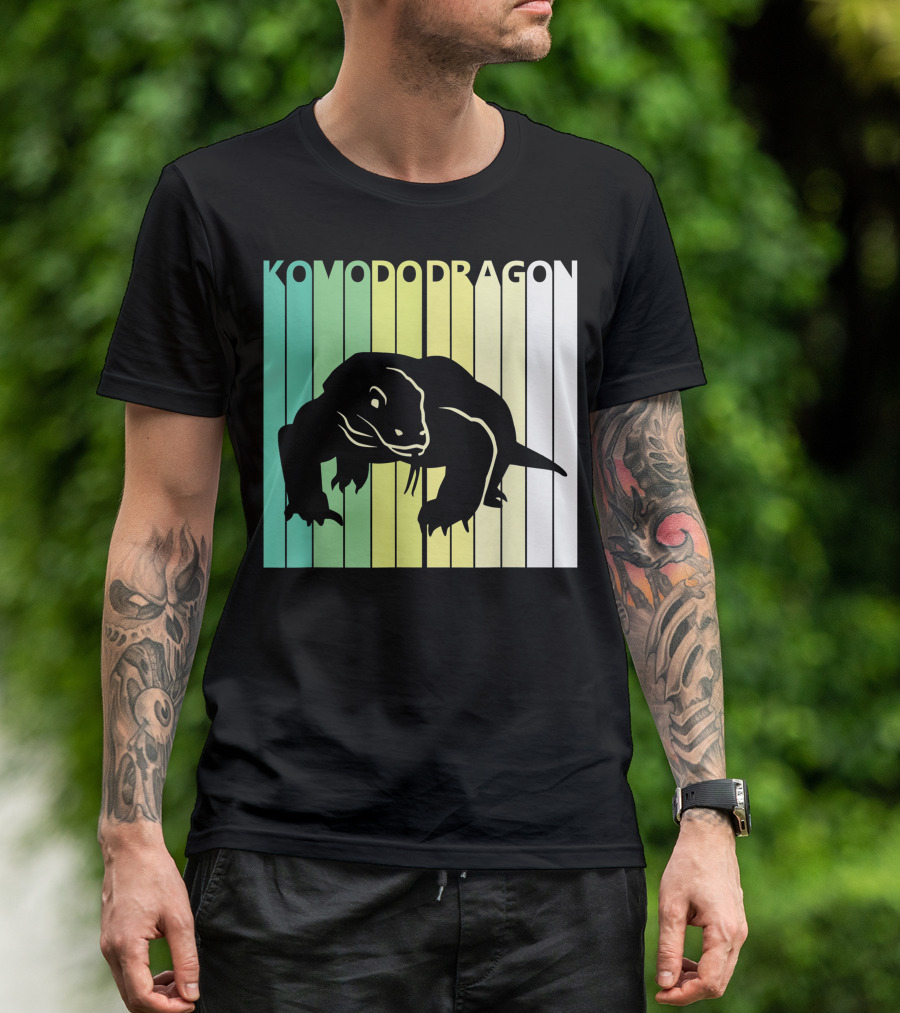 Komodo Dragon Wild Animal Stripes T-Shirt