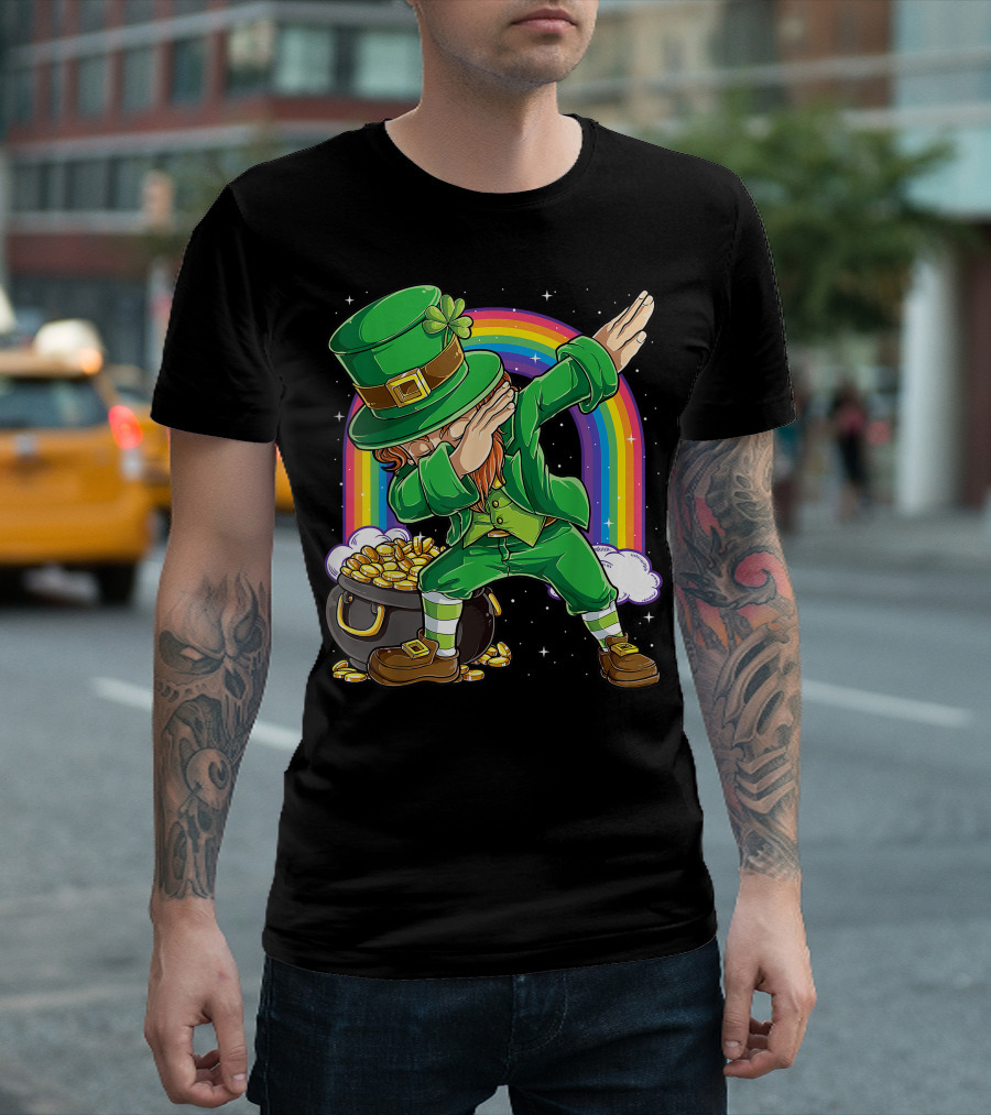 St Patricks Day Dabbing Leprechaun with Pot of Gold and Rainbow T-Shirt
