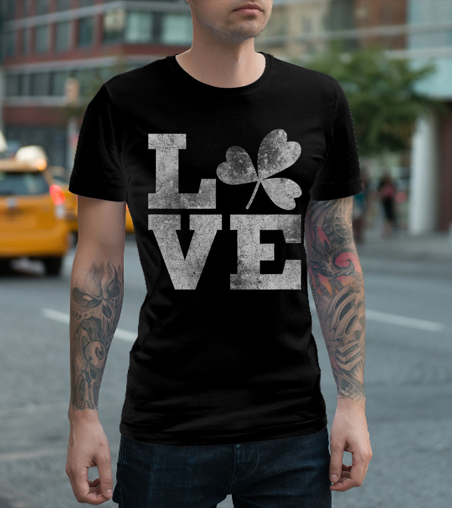 Lucky Irish Shamrock Heart Love St. Patrick's Day T-Shirt