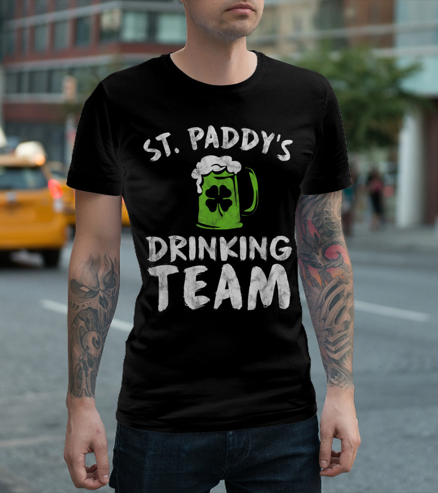 St. Paddy's Drinking Team Irish Celebration Beer Mug Shamrock T-Shirt